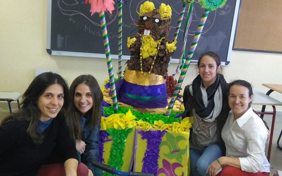 ENTRE TODOS LO HEMOS LOGRADO Y LA MOSTRAREMOS A TODA LA COMUNIDAD EDUCATIVA EN EL DESFILE DE CARNAVAL