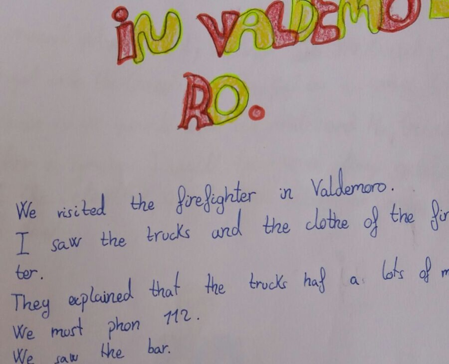 VISITA DE LAS CLASES DE 3º DE PRIMARIA AL PARQUE DE BOMBEROS DE VALDEMORO